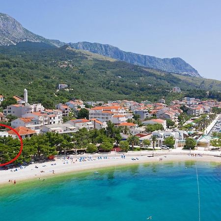 Central Beach Apartments Тучепи Экстерьер фото