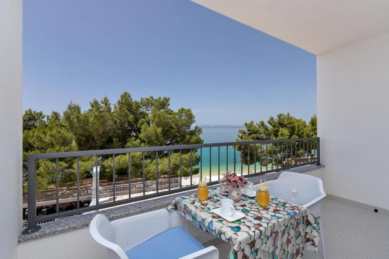 Central Beach Apartments Тучепи Экстерьер фото