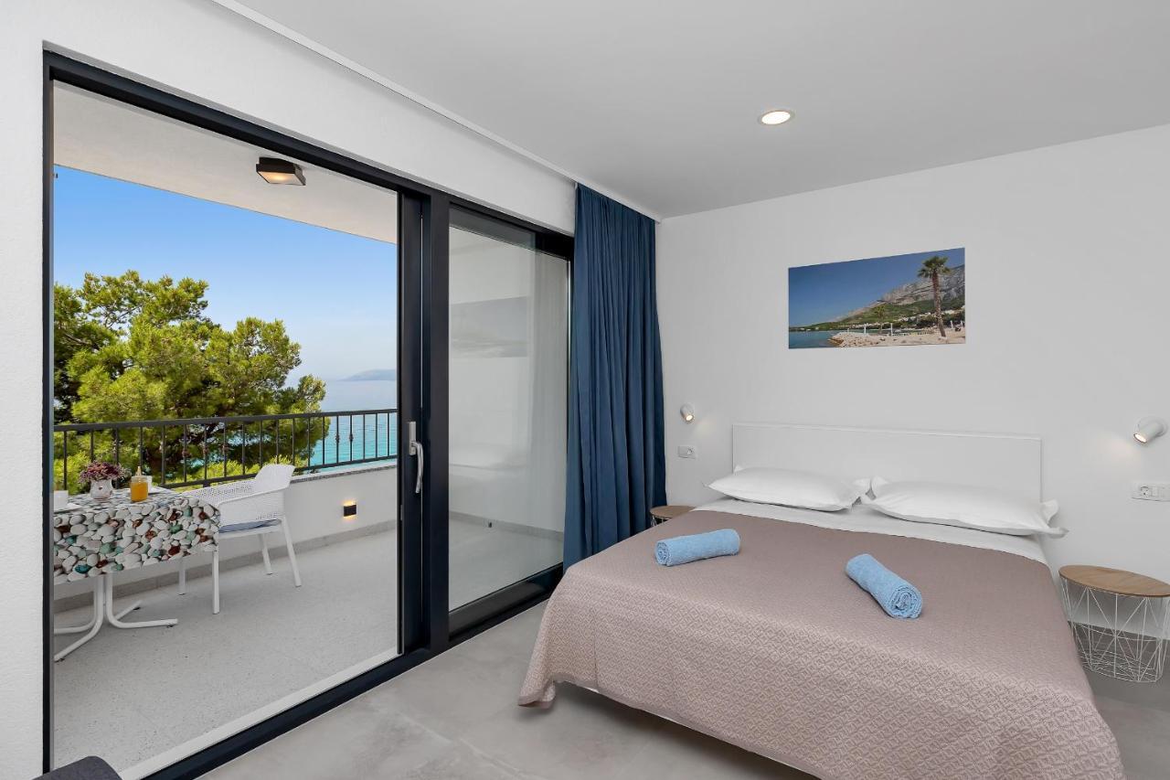 Central Beach Apartments Тучепи Экстерьер фото